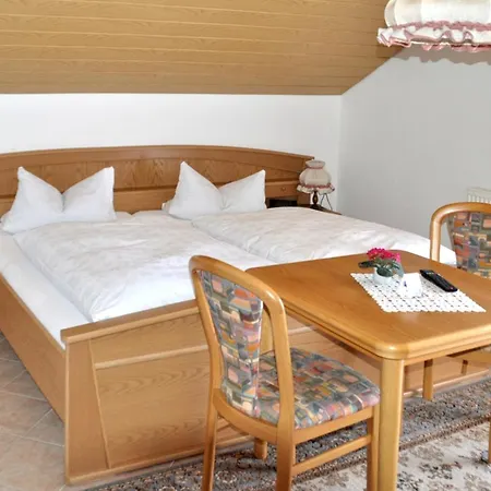 酒店 加斯特霍夫洛文酒店